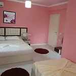 Hotel 7777