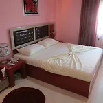 Hotel 7777 3*