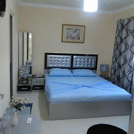 Hotel 7777 3*