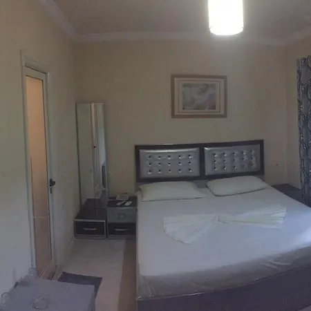 Hotel 7777 Hotel 3*
