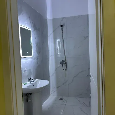 Albania Appartement Kamez